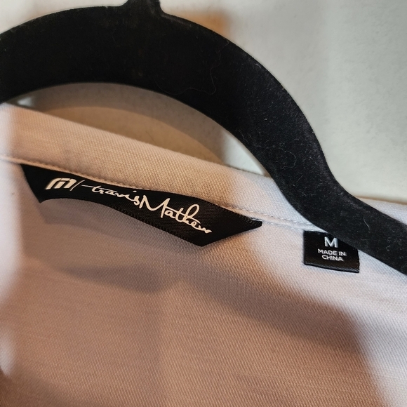 Travis Mathew lightweight zip jacket. - Picture 9 of 14